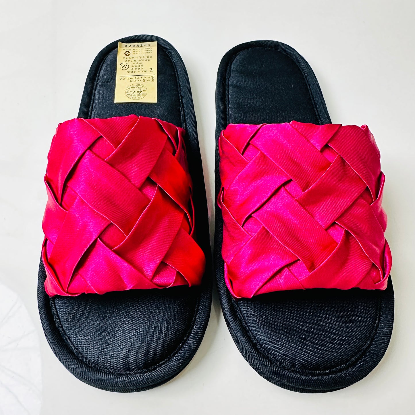 Handmade custom cotton craft slippers, quiet, sweat absorption, anti-slip home application (buy three pairs can enjoy 20% discount)