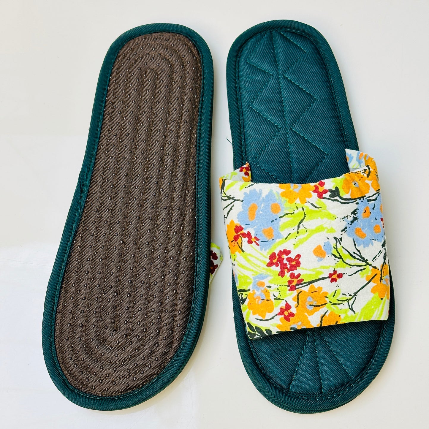 Handmade fabric silent slippers non-slip sweat-absorbent home slippers（Four Seasons Flower Series）No lace